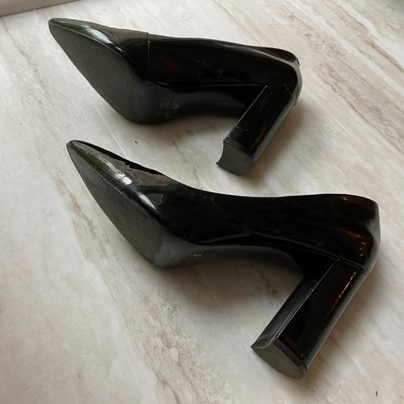 Women's Banana Republic Black Heals Size 6 - Picture 4 of 5